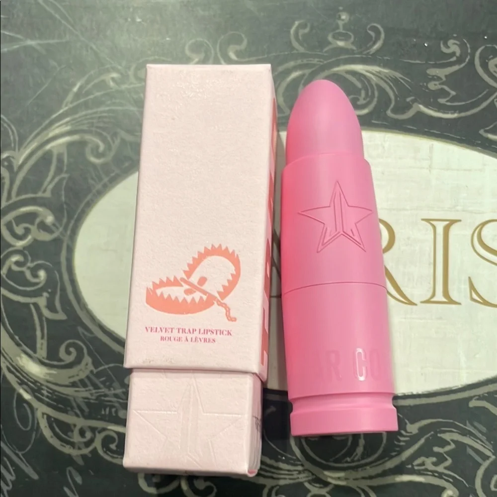 Jeffree Star Velvet Trap Lipstick In The Color Man down